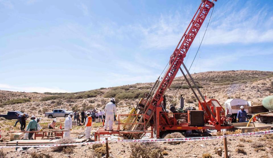 santa cruz impulsa la minería con 25 proyectos en marcha y fuerte estrategia de industrialización