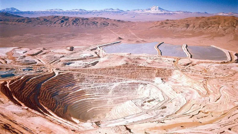argentina cobre 202 banco san juan y grupo petersen, al frente del desarrollo minero