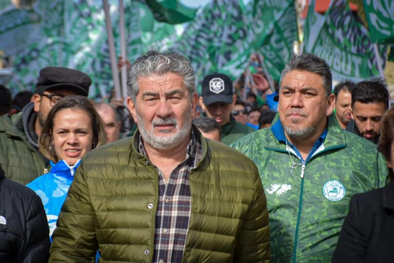 trabajadores de chubut sostienen que la minería hoy ya no es una alternativa, es una necesidad