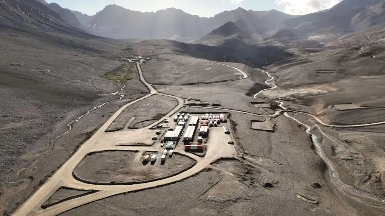 un gigante de la minería mundial presenta al rigi dos proyectos por más de u$s13.000 millones de inversión