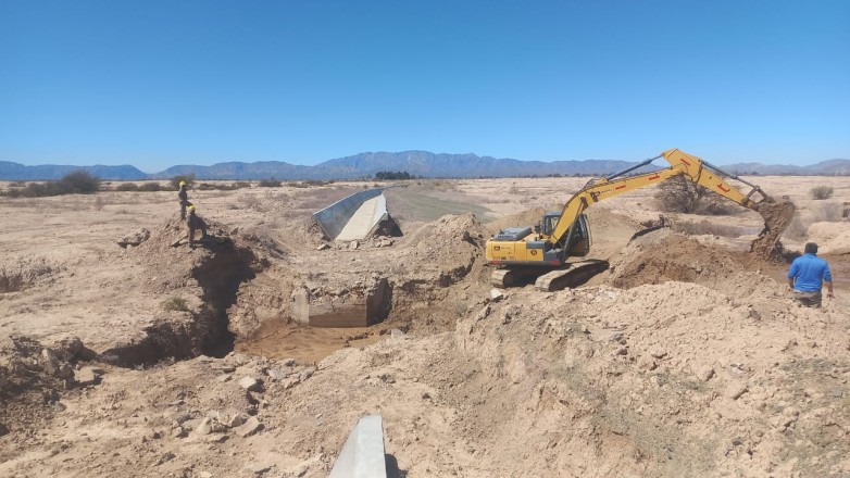 arranca la esperada obra del canal del norte en jáchal con fondos de la minería