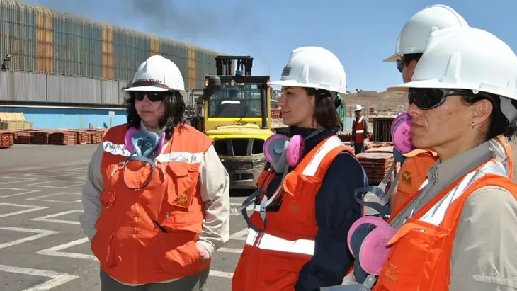 oportunidades laborales en minería vacantes en litio, oro y cobre para noviembre 2025