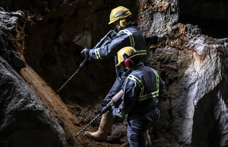 quién vuelve a mover la maquinaria en la minería la respuesta llega desde la puna