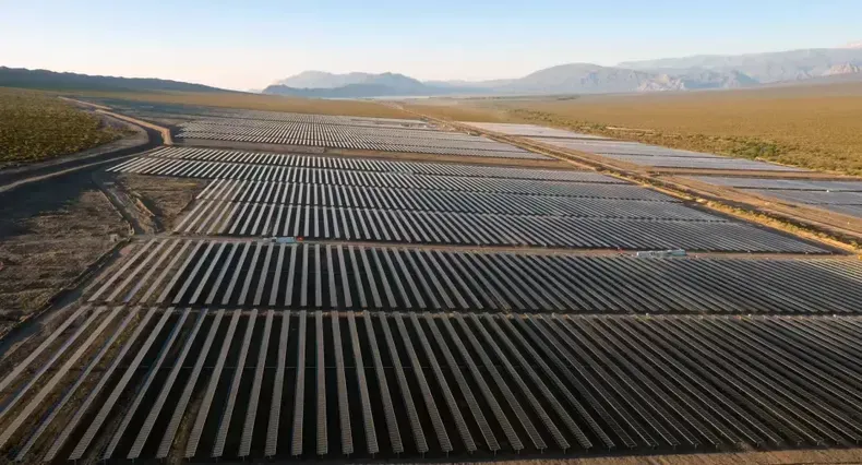 las megaempresas de la energía con negocios mineros en san juan que van por transener