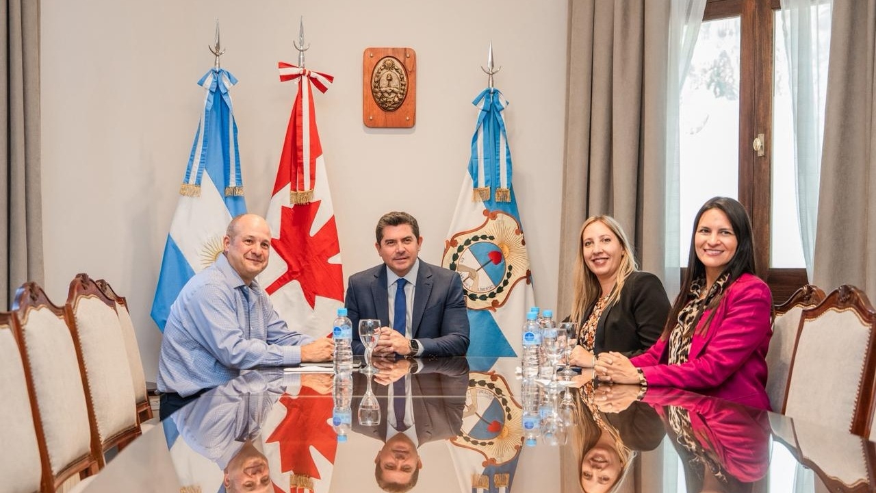 marcelo orrego recibió al embajador de canadá y habló de minería